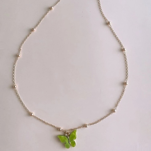 Butterfly Chain Charm Necklace Golden - Picture 3 of 7